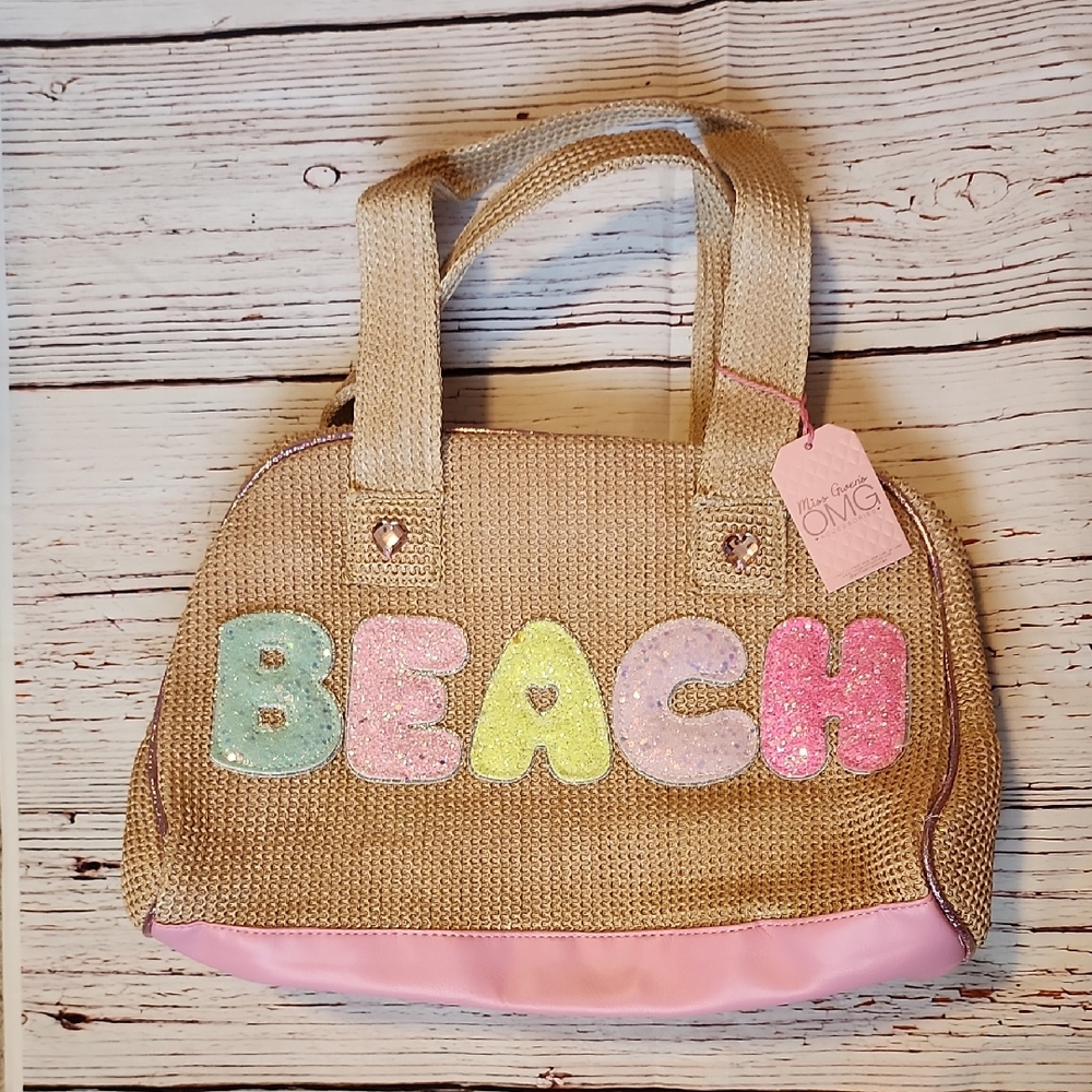 Stylish Tan Beach Bag with Colorful Accents
